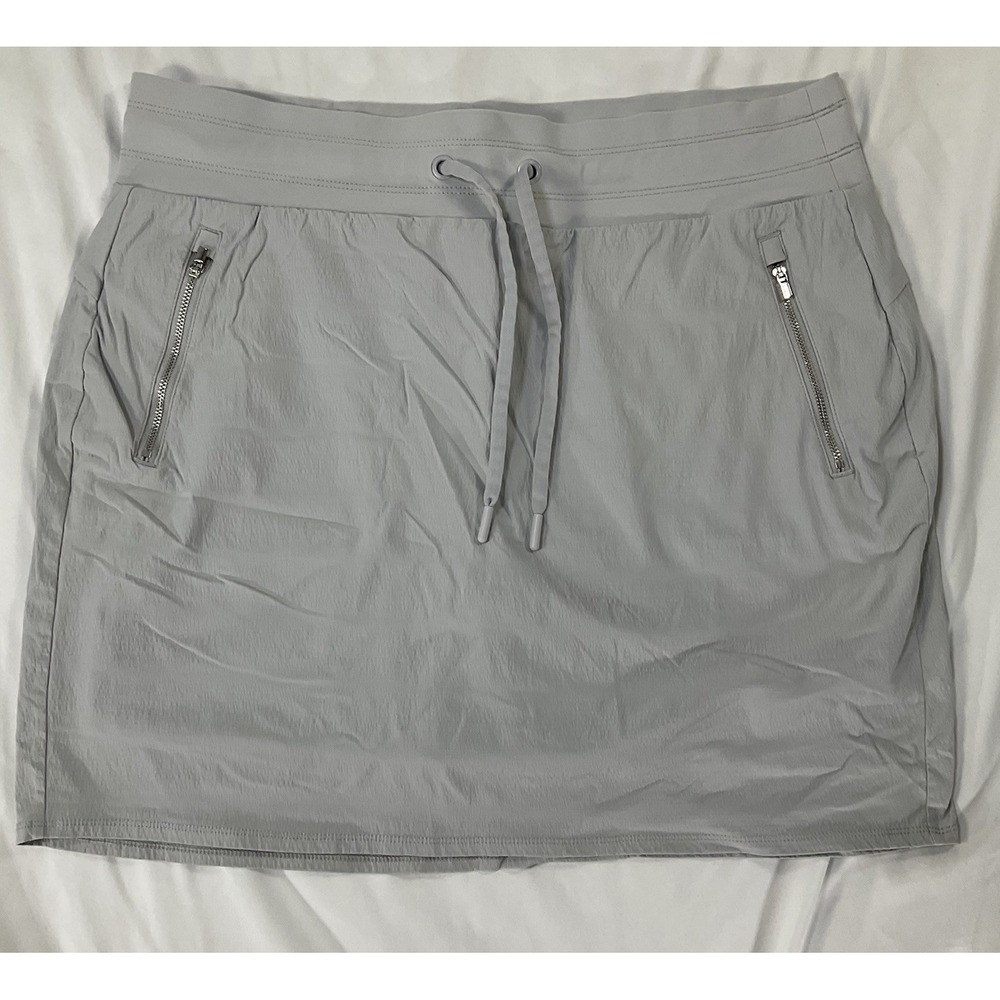 Athleta Trekkie North Skort Nylon Stretch Tennis Golf Athleisure Gray Sz 14T 440 - Picture 2 of 7